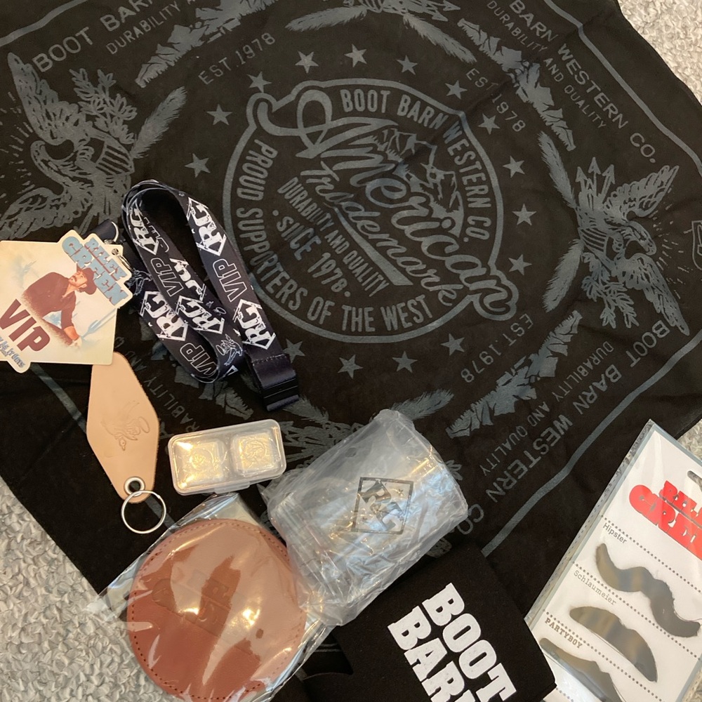 Riley Green VIP Package - Cup, coaster, ice cubes, drink holder, mustaches, etc
